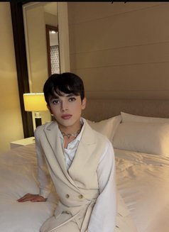 Alixx - Male escort in İstanbul Photo 6 of 6