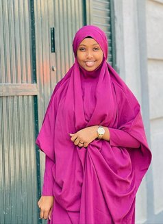 Aliy - escort in Muscat Photo 3 of 3