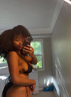 Aliya, African Queen - escort in Kathmandu Photo 2 of 2