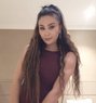 Aliya - puta in Riyadh Photo 1 of 5