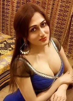 Aliya Gupta - escort in Chennai Photo 3 of 9