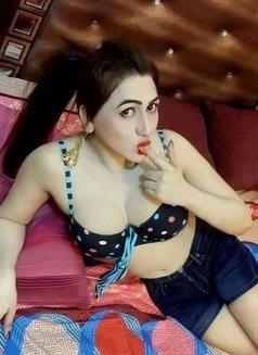 Aliya Gupta - escort in Chennai Photo 8 of 9