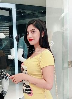 Aliya Gupta - escort in Hyderabad Photo 3 of 8