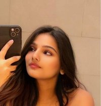 ALIYA HI PROFILE PREMIUM GENUINE SERVIC - puta in Mumbai Photo 2 of 4
