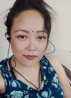 Aliya - puta in Gurgaon Photo 3 of 3