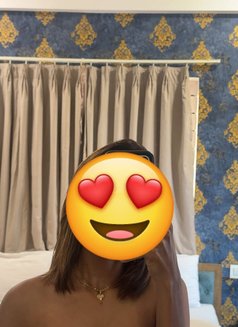 Aliya - escort in Candolim, Goa Photo 13 of 17
