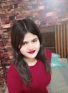 Aliya - escort in Noida Photo 3 of 5