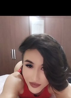 Aliya - Transsexual escort in İstanbul Photo 9 of 11