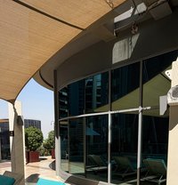Aliya - puta in Dubai