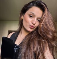 Aliya - escort in Karāchi