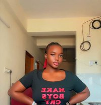 Aliya - escort in Ahmedabad Photo 1 of 3