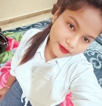 Aliya Vip Call Girls Service - escort in Hyderabad Photo 1 of 3