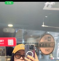 Aliyah Catherine - puta in Macao