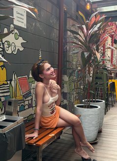 Aliyah - Transsexual escort in Bangkok Photo 6 of 9