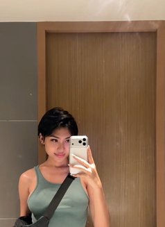Aliyah - Transsexual escort in Bangkok Photo 4 of 9