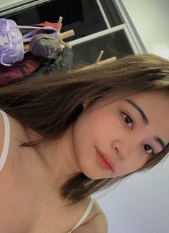 Aliyah Mendoza - escort in Paris Photo 8 of 10