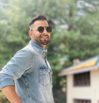 Aliyan - Dominador masculino in Dubai