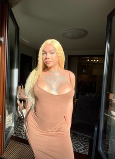 Aliz Colombiana - Transsexual escort agency in Barcelona Photo 9 of 9