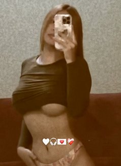 Aliza Azaibah - escort in Muscat Photo 13 of 14