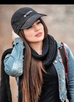Aliza Escort Services Available 24/7 - puta in Hyderabad Photo 5 of 5