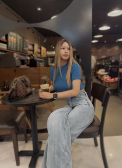 Aliza Liza - escort in Muscat Photo 5 of 9