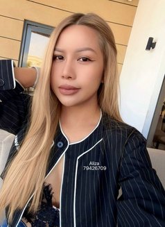 Aliza Liza - puta in Muscat Photo 10 of 14