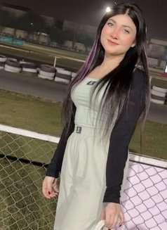 Aliza Malik - escort in Kathmandu Photo 2 of 3