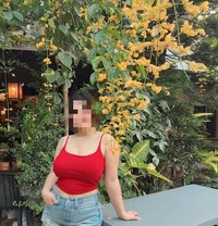 Aliza Web Cam & Real Meet Escorts - escort in Kathmandu Photo 1 of 4