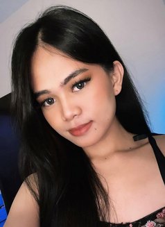 Aljane - Transsexual escort in Taipei Photo 4 of 7