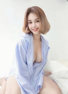 All Doha Ladies in One Whats App - escort agency in Doha Photo 7 of 9