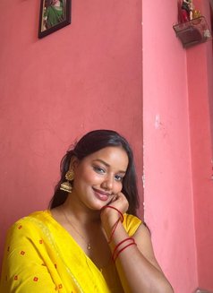 All Type of Call Girls Available Now - escort in Kolkata Photo 2 of 6