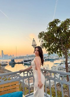 Alla - escort in Dubai Photo 1 of 9