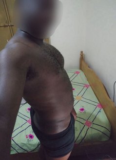 Alliblack - Acompañante masculino in Kigali Photo 2 of 2
