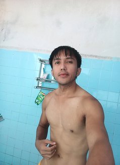 Allin Service69 Good Play - Male escort in Bali Photo 1 of 6