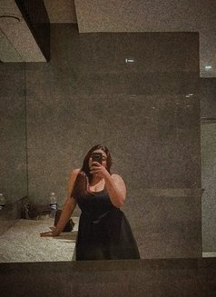 Allure 07 - escort in Pune Photo 2 of 3