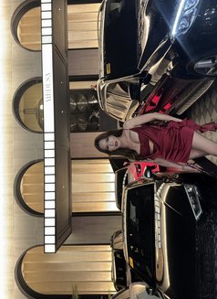 ALLURING - Transsexual escort in Makati City Photo 18 of 19