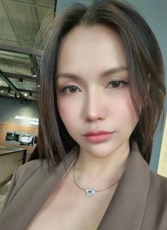 Ally - Masajista in Bangkok Photo 3 of 11