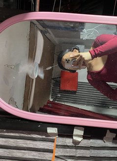 Hiraya - Transsexual escort in Davao Photo 12 of 30
