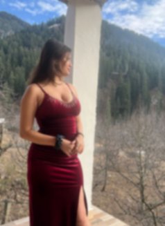 Ally - escort in Bangalore Photo 6 of 17