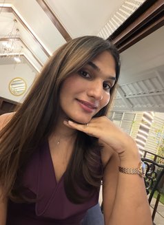 Ally - Acompañantes transexual in Bangalore Photo 16 of 17