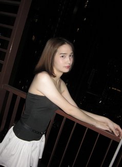 Ally L - Acompañantes transexual in Bangkok Photo 7 of 8