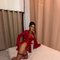 Ally - escort in Singapore Photo 3 of 11