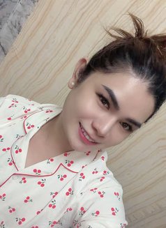 Allyson Hetland - Transsexual escort in Al Ain Photo 1 of 4