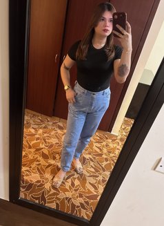 Allyson Hetland - Transsexual escort in Al Ain Photo 4 of 4