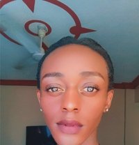 Almah - Acompañantes transexual in Nairobi