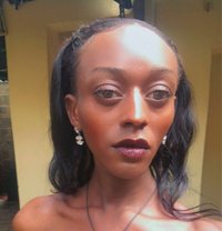 Almah - Acompañantes transexual in Nairobi