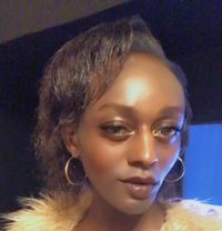 Almah - Acompañantes transexual in Nairobi