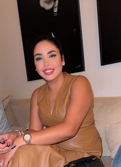 Almaza - escort in Casablanca Photo 6 of 8