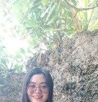 Almera Rebecca - puta in Manila