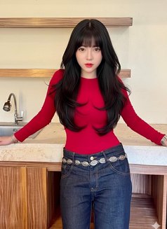 Alona newbie in Bali - escort in Bali Photo 7 of 9